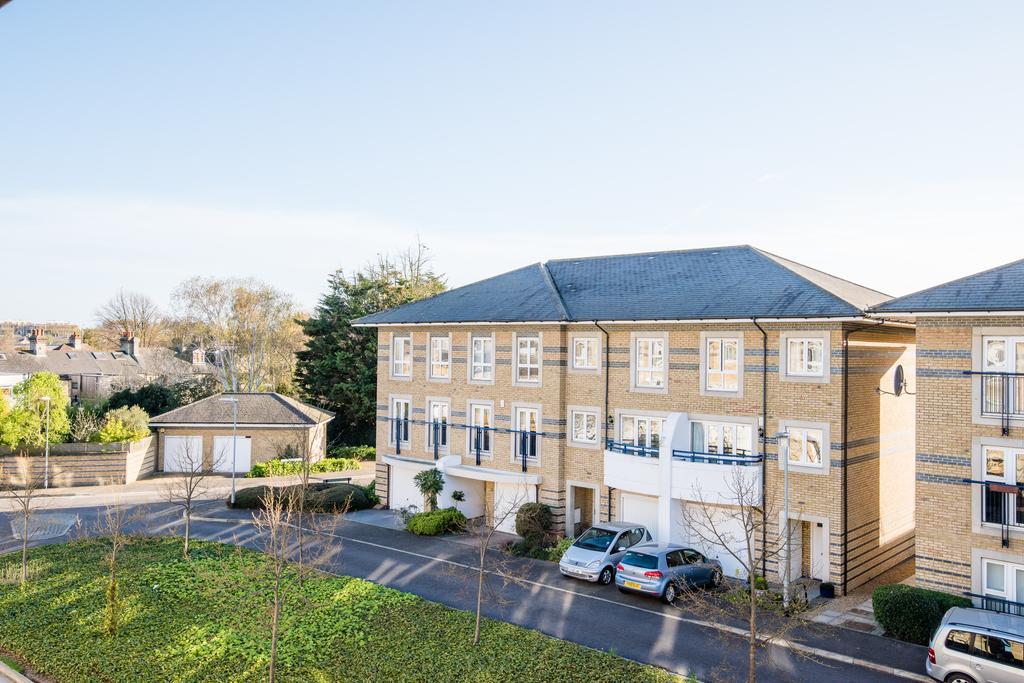 Camstay Longworth Avenue CBG Exteriör bild