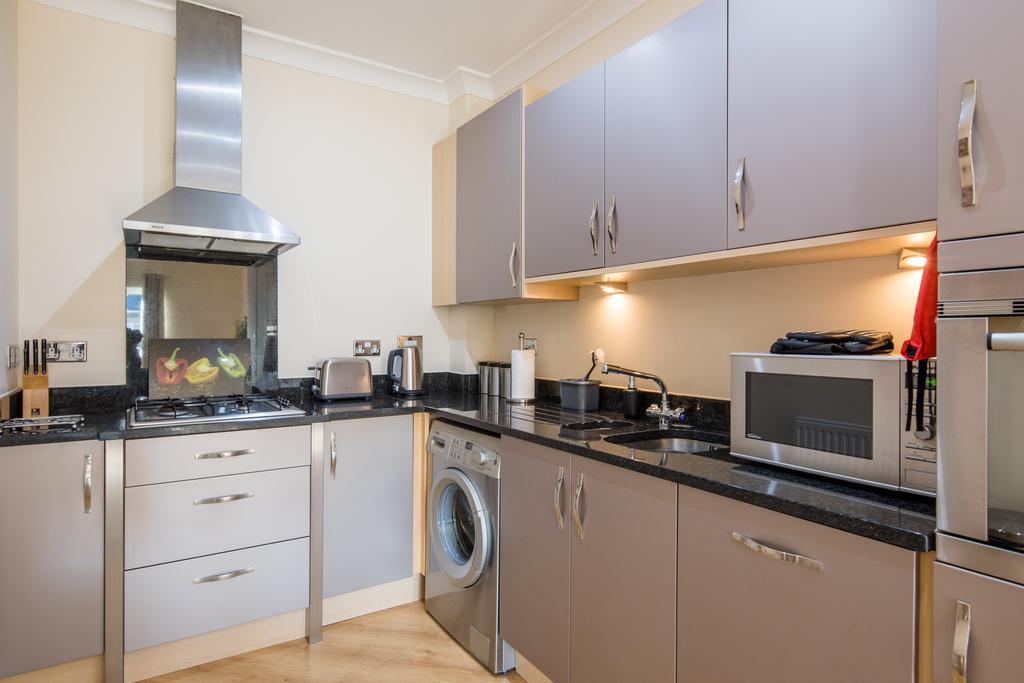 Camstay Longworth Avenue CBG Exteriör bild
